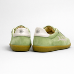 Laden Sie das Bild in den Galerie-Viewer, RIO - SUEDE CANOPY GREEN
