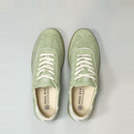Laden Sie das Bild in den Galerie-Viewer, RIO - SUEDE CANOPY GREEN
